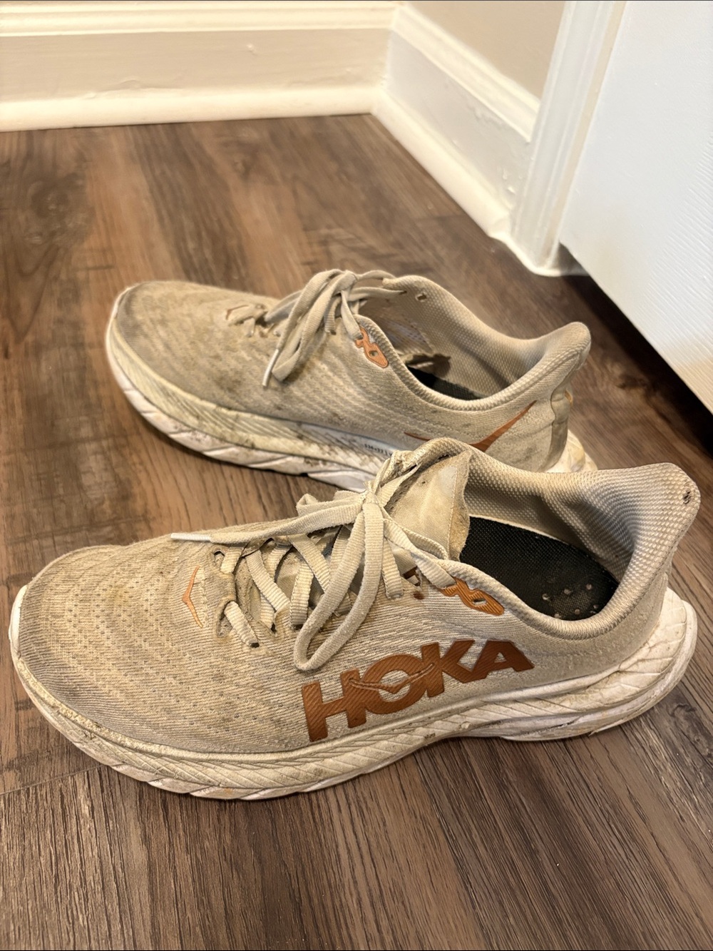 Hoka Shoes- Size 7.5 - Picture 3 of 4